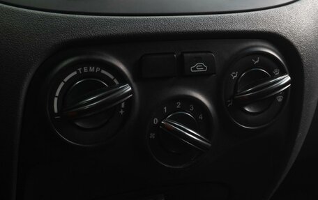 KIA Rio II, 2011 год, 609 000 рублей, 12 фотография