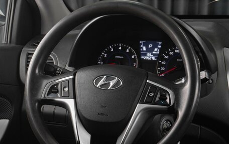 Hyundai Solaris II рестайлинг, 2013 год, 859 000 рублей, 15 фотография