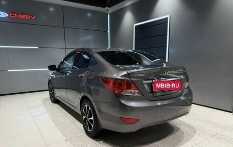 Hyundai Solaris II рестайлинг, 2014 год, 820 000 рублей, 3 фотография