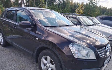 Nissan Qashqai, 2009 год, 750 000 рублей, 2 фотография