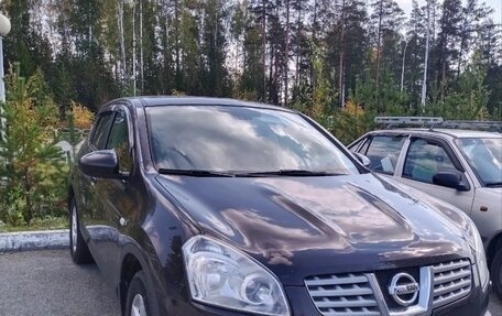 Nissan Qashqai, 2009 год, 750 000 рублей, 1 фотография