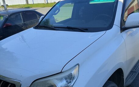 Toyota Land Cruiser Prado 150 рестайлинг 2, 2010 год, 2 500 000 рублей, 7 фотография