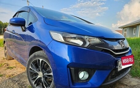 Honda Fit III, 2014 год, 850 000 рублей, 1 фотография
