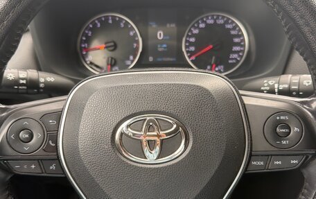 Toyota RAV4, 2019 год, 3 000 000 рублей, 8 фотография