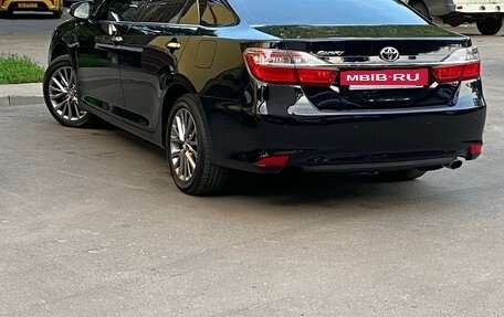 Toyota Camry, 2017 год, 3 650 000 рублей, 2 фотография