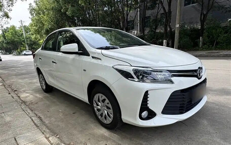 Toyota Vios III, 2022 год, 1 191 999 рублей, 3 фотография
