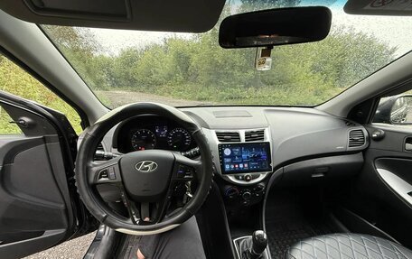 Hyundai Solaris II рестайлинг, 2016 год, 840 000 рублей, 13 фотография