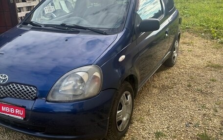 Toyota Yaris I рестайлинг, 1999 год, 240 000 рублей, 2 фотография