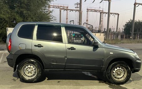 Chevrolet Niva I рестайлинг, 2011 год, 355 000 рублей, 2 фотография