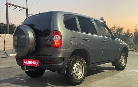 Chevrolet Niva I рестайлинг, 2011 год, 355 000 рублей, 3 фотография