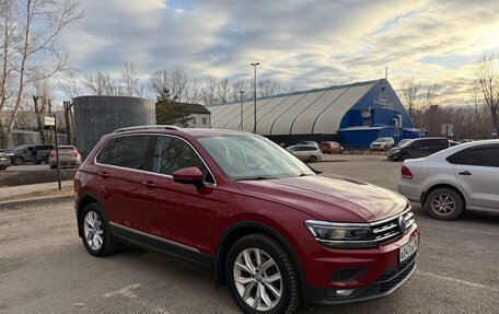 Volkswagen Tiguan II, 2018 год, 2 400 000 рублей, 2 фотография