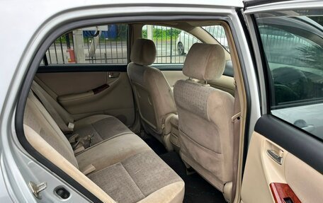 Toyota Corolla, 2001 год, 639 000 рублей, 13 фотография