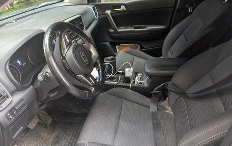 KIA Sportage IV рестайлинг, 2019 год, 1 900 000 рублей, 7 фотография