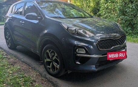 KIA Sportage IV рестайлинг, 2019 год, 1 900 000 рублей, 3 фотография