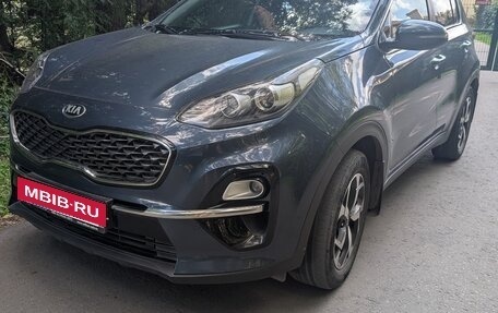 KIA Sportage IV рестайлинг, 2019 год, 1 900 000 рублей, 2 фотография