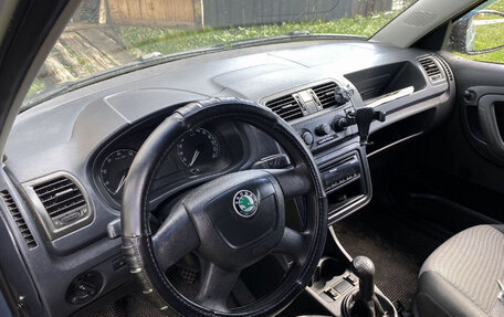 Skoda Fabia II, 2009 год, 380 000 рублей, 10 фотография