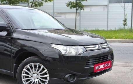 Mitsubishi Outlander III рестайлинг 3, 2013 год, 1 165 000 рублей, 7 фотография