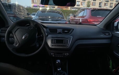 KIA Rio III рестайлинг, 2015 год, 650 000 рублей, 5 фотография