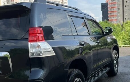 Toyota Land Cruiser Prado 150 рестайлинг 2, 2013 год, 3 190 000 рублей, 6 фотография
