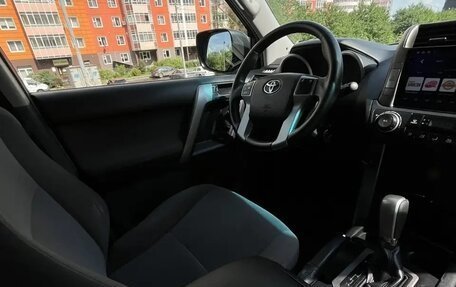 Toyota Land Cruiser Prado 150 рестайлинг 2, 2013 год, 3 190 000 рублей, 7 фотография