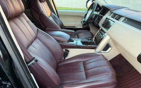 Land Rover Range Rover IV рестайлинг, 2015 год, 5 490 000 рублей, 23 фотография