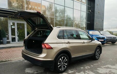 Volkswagen Tiguan II, 2019 год, 2 199 000 рублей, 11 фотография
