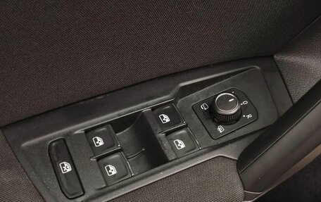 Volkswagen Tiguan II, 2019 год, 2 199 000 рублей, 27 фотография