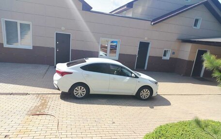 Hyundai Solaris II рестайлинг, 2018 год, 970 000 рублей, 5 фотография