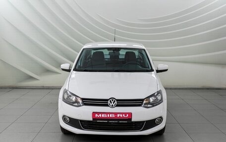Volkswagen Polo VI (EU Market), 2011 год, 758 000 рублей, 2 фотография
