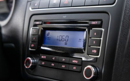 Volkswagen Polo VI (EU Market), 2011 год, 758 000 рублей, 27 фотография