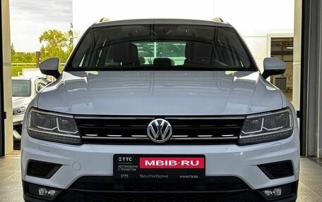 Volkswagen Tiguan II, 2019 год, 2 749 000 рублей, 2 фотография