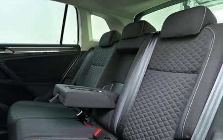 Volkswagen Tiguan II, 2019 год, 2 749 000 рублей, 15 фотография