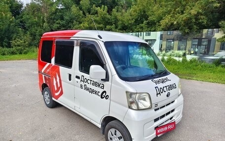 Toyota Pixis Space, 2014 год, 550 000 рублей, 1 фотография