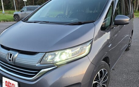 Honda Freed II, 2017 год, 1 240 000 рублей, 4 фотография