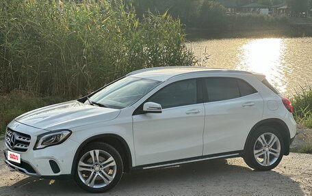 Mercedes-Benz GLA, 2017 год, 1 850 000 рублей, 9 фотография