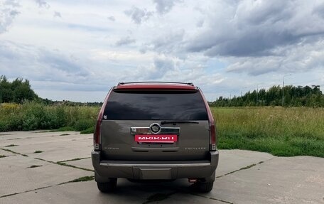 Cadillac Escalade III, 2011 год, 2 100 000 рублей, 3 фотография