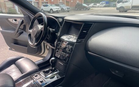 Infiniti QX70, 2015 год, 2 300 000 рублей, 7 фотография