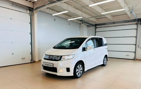 Honda Freed I, 2013 год, 1 279 000 рублей, 2 фотография
