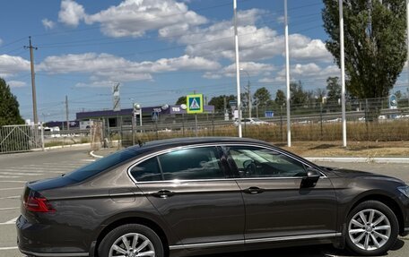 Volkswagen Passat B8 рестайлинг, 2016 год, 1 790 000 рублей, 6 фотография