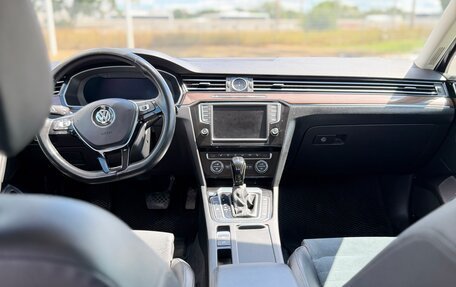 Volkswagen Passat B8 рестайлинг, 2016 год, 1 790 000 рублей, 12 фотография