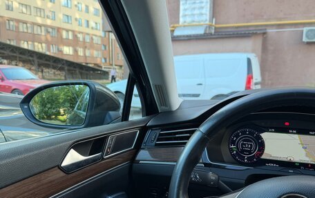 Volkswagen Passat B8 рестайлинг, 2016 год, 1 790 000 рублей, 13 фотография