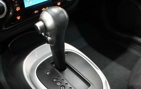 Nissan Juke II, 2013 год, 999 900 рублей, 14 фотография