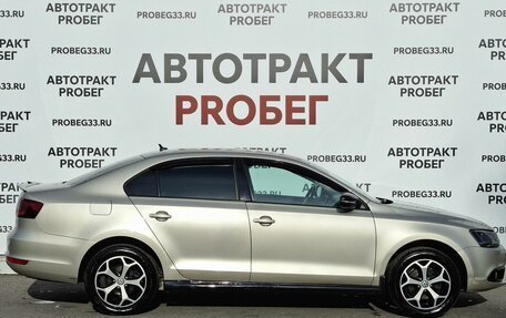 Volkswagen Jetta VI, 2012 год, 945 000 рублей, 4 фотография