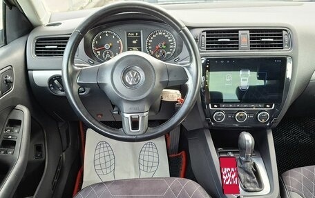 Volkswagen Jetta VI, 2012 год, 945 000 рублей, 10 фотография
