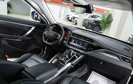 Geely Atlas, 2022 год, 1 750 000 рублей, 5 фотография