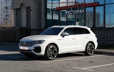 Volkswagen Touareg III, 2018 год, 4 630 000 рублей, 2 фотография