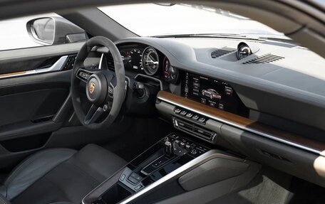 Porsche 911, 2021 год, 15 950 000 рублей, 16 фотография