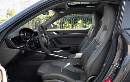 Porsche 911, 2021 год, 15 950 000 рублей, 12 фотография