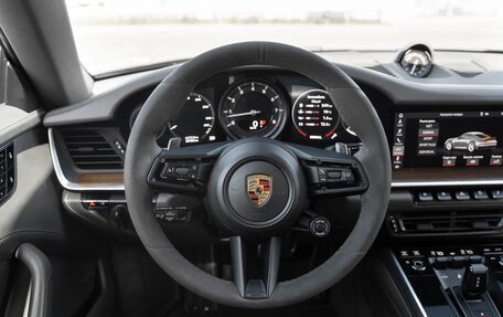Porsche 911, 2021 год, 15 950 000 рублей, 14 фотография