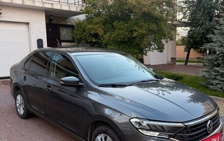 Volkswagen Polo VI (EU Market), 2022 год, 1 990 000 рублей, 3 фотография
